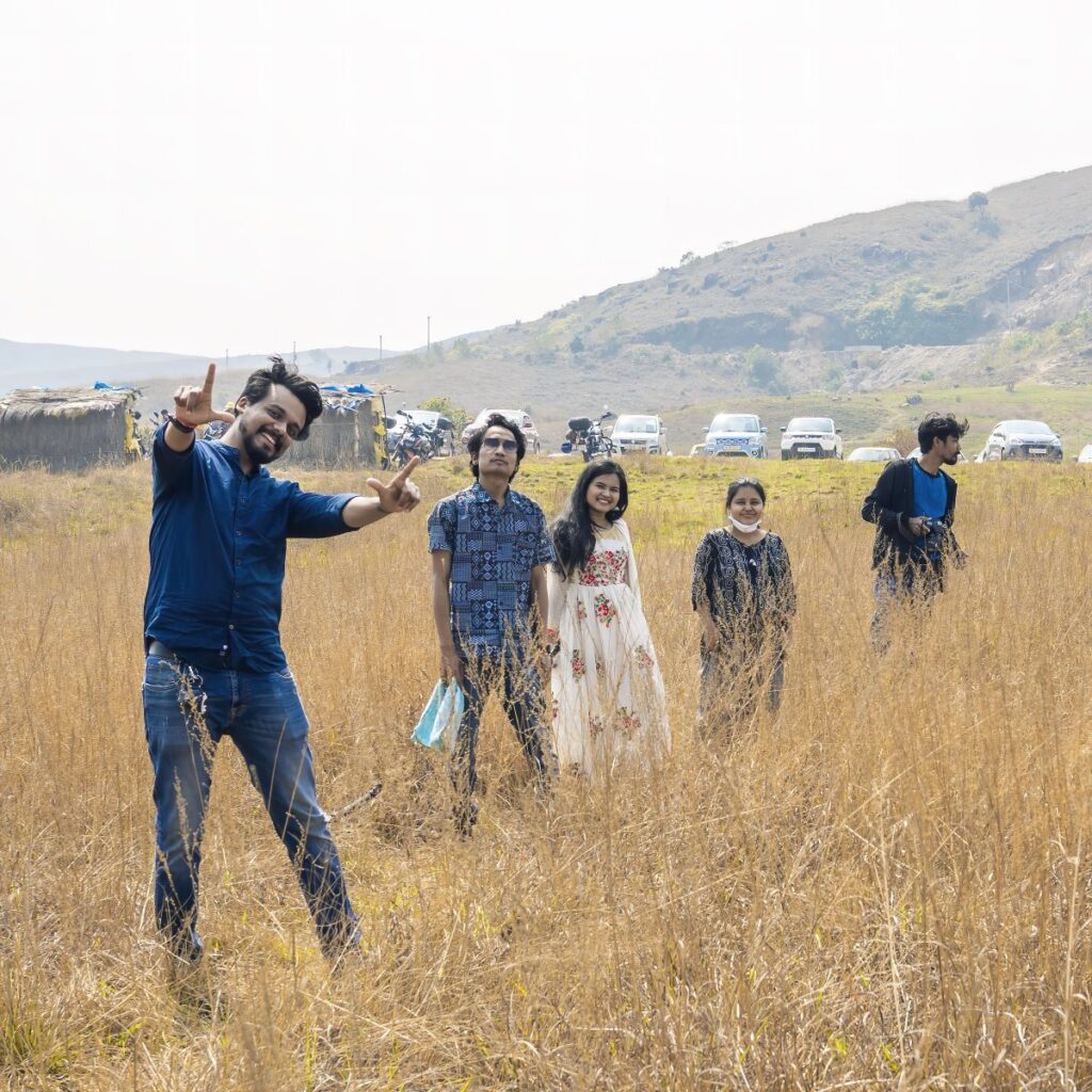 Shooting Adhorua in the grasslands